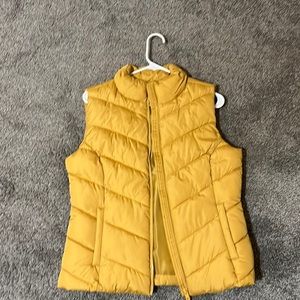 Aeropostale size M puffer vest
